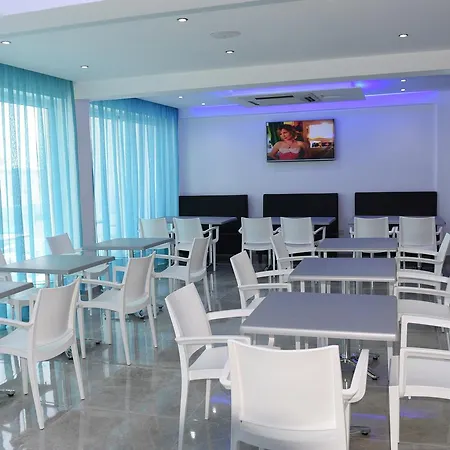 Hotel Sunny Blue